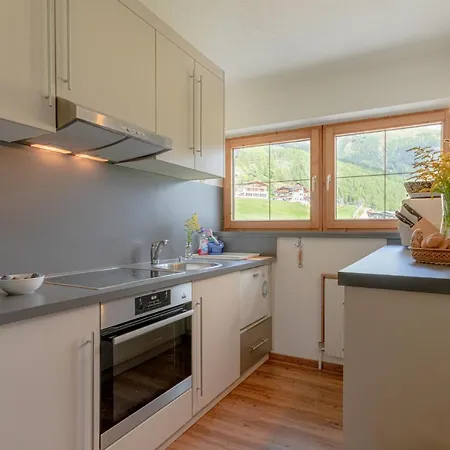 Haus Edmund Апартаменты *